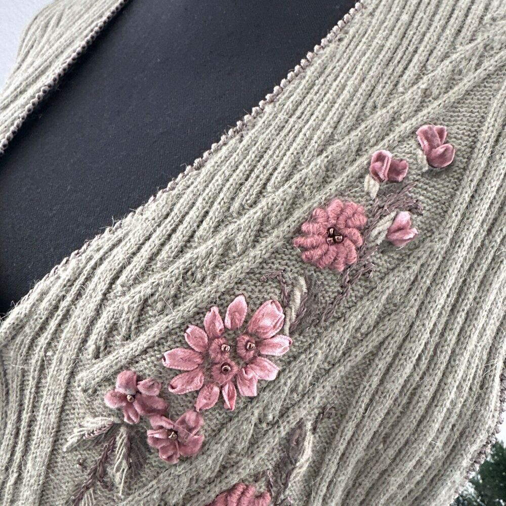 Koret Vintage Sweater Vest Women’s Size Large Green Flower Floral Acrylic Nylon - Picture 3 of 14